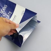 1kg四边封巧克力手机看片网站